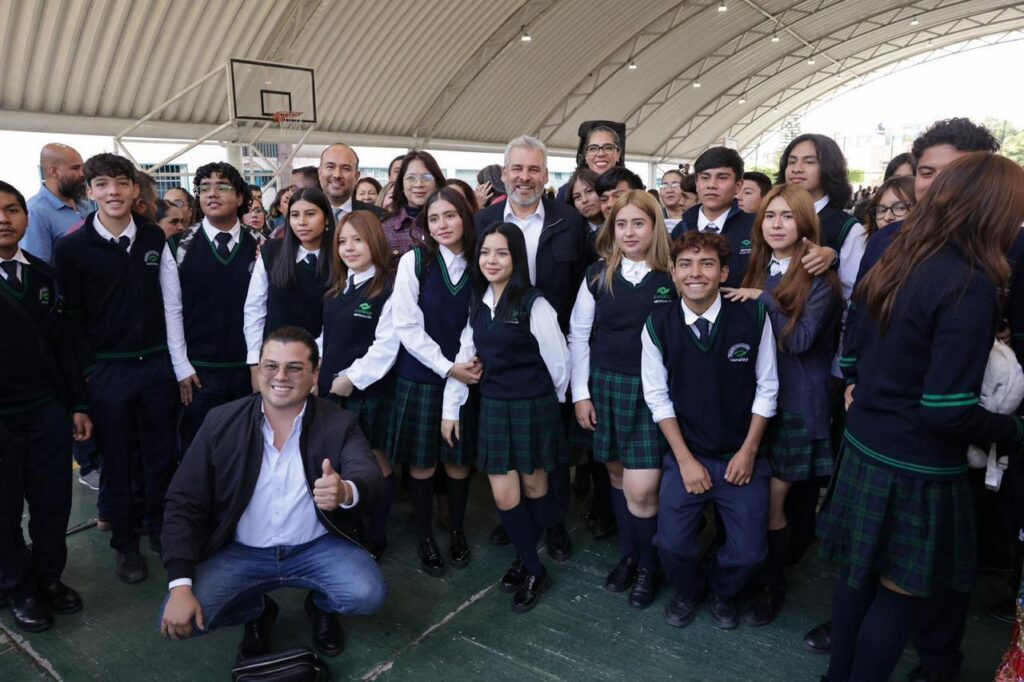 Michoacán Será El 1er Estado Del país Con Becas Federales En Todos Los Niveles Educativos: Bedolla 01 15 26 Becas Federales2 1024x682